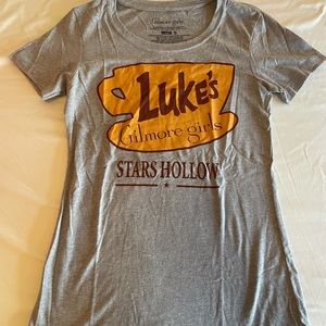 Gilmore Girls Small Tee
